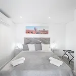 Brand New Private Modern With Patio And Sea View Appartement