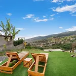 Brand New Private Modern With Patio And Sea View