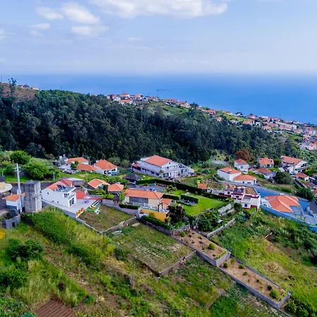 Brand New Private Modern With Patio And Sea View Daire Calheta (Madeira)