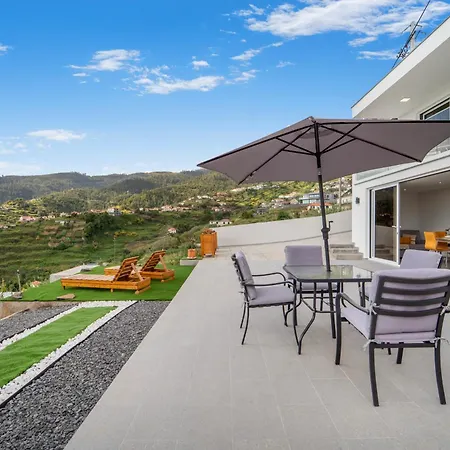Daire Brand New Private Modern With Patio And Sea View Calheta (Madeira)