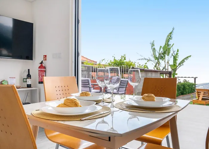 Brand New Private Modern With Patio And Sea View Apartman *