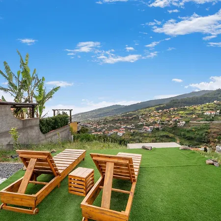 Brand New Private Modern With Patio And Sea View