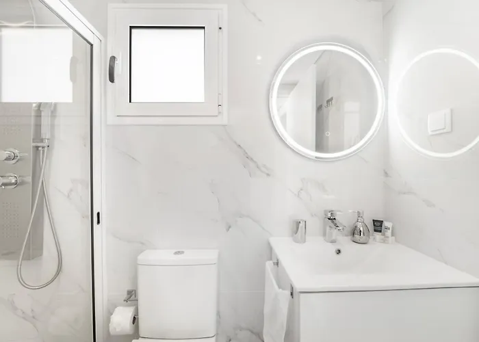 公寓 Brand New Private Modern With Patio And Sea View 卡列塔