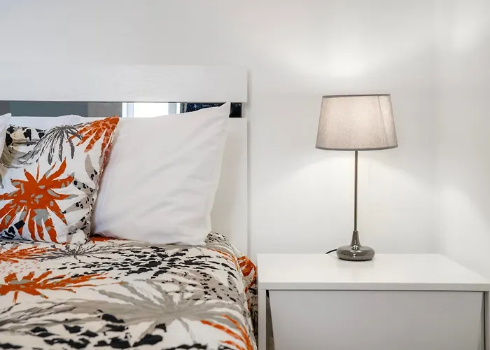 公寓 Brand New Private Modern With Patio And Sea View 卡列塔